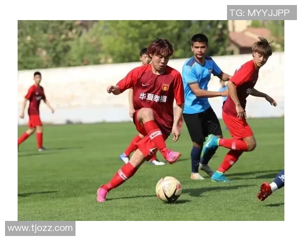 捷克U16与比利时U16激战正酣青少年足球赛精彩回顾与分析